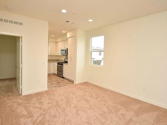 3rd image of 4246 Mission Ranch Way