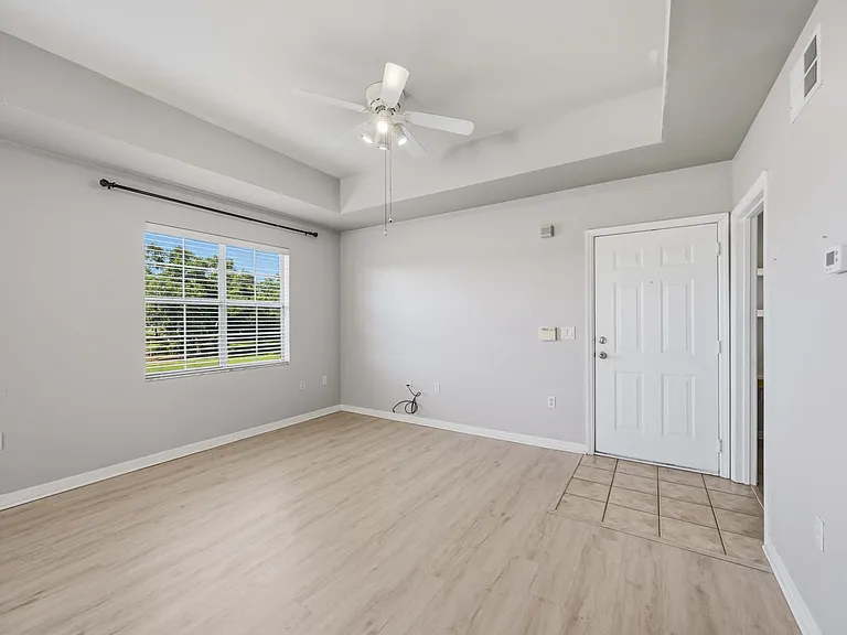 1195 Villagio Cir #208 — Photo 7