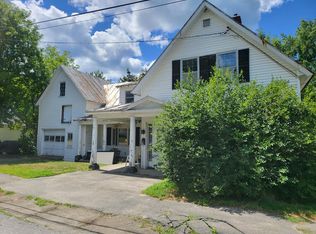 17 Mechanic St, Skowhegan, ME 04976