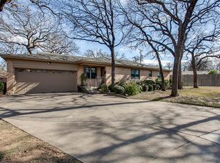 1104 Valentine St, Hurst, TX 76053