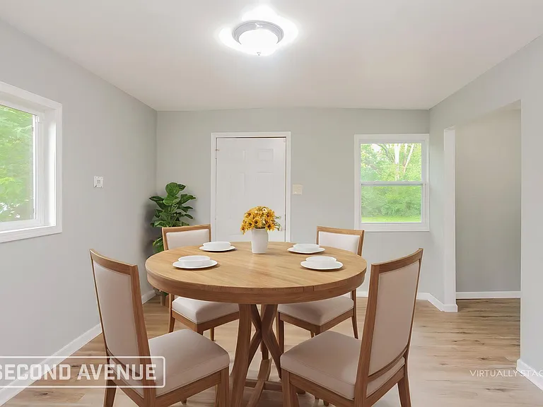 3636 N Dearborn St — Photo 10
