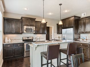 1906 Red Bud Ct, Raymore, MO 64083