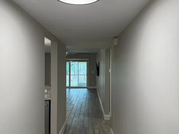 3451 County Barn Rd APT G103, Naples, FL 34112