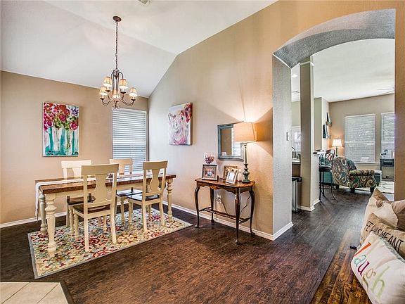 5th image of 4505 Sawgrass Dr