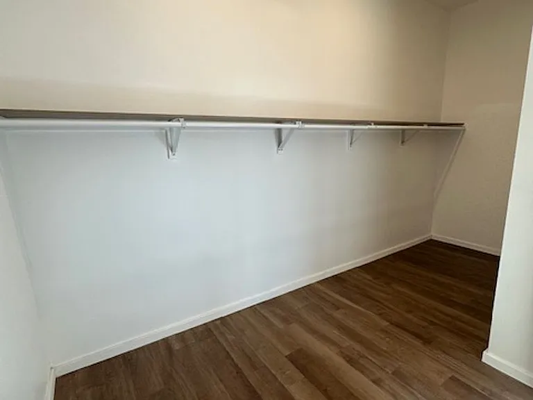 5022 S 35th Ave — Photo 24