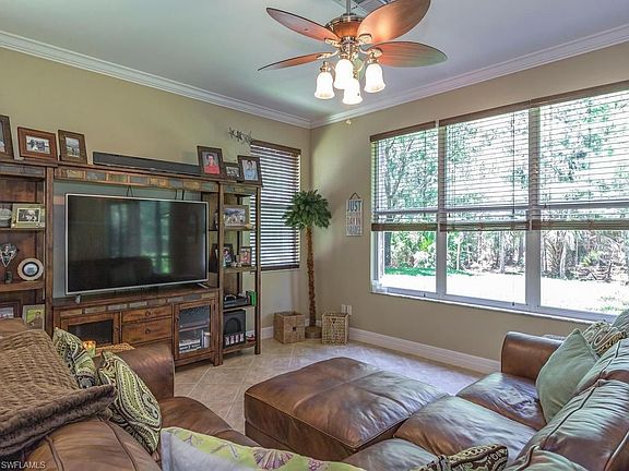 4th image of 2354 Butterfly Palm Dr