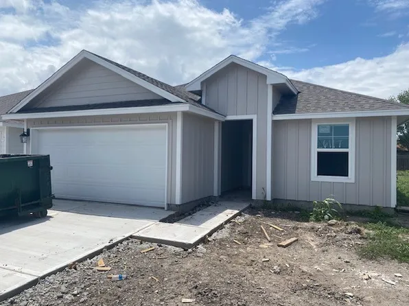 6117 Secretariat Dr, Corpus Christi, TX 78417