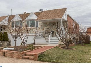 1915 Morrell St, Philadelphia, PA 19115