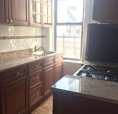 Rented by Nardoni Realty, Inc. | media 1