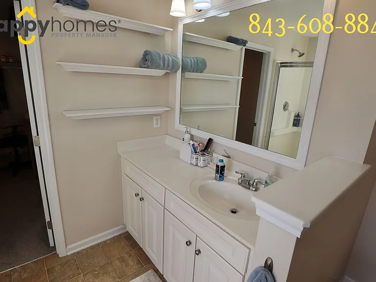 9650 Islesworth Way — Photo 11
