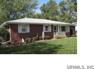 123 Brentwood Dr, East Peoria, IL 61611