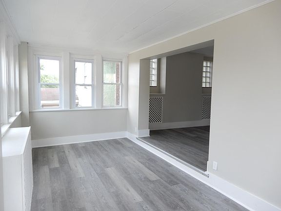 2nd image of 1800 New Haven Ave
