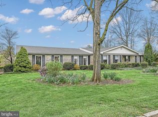 4416 Winthrop Dr, Harrisburg, PA 17112