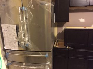 9 Lockbridge St, Pawtucket, RI 02860