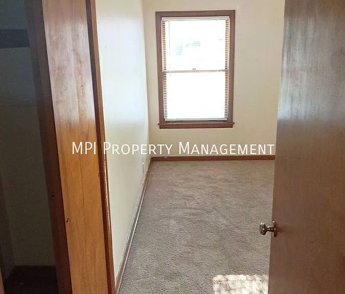 1933-39 E Oklahoma Ave #3 — Photo 11