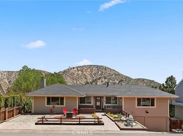 5495 Summit Dr, Wrightwood, CA 92397