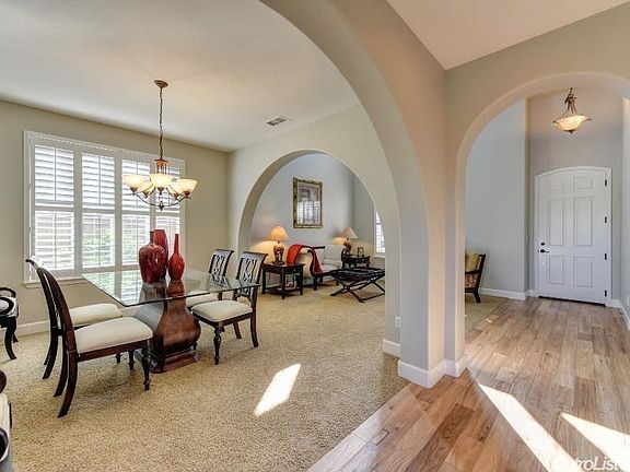3rd image of 1157 Villagio Dr