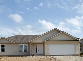 200 Bald Cypress Ct, Hollister, MO 65672
