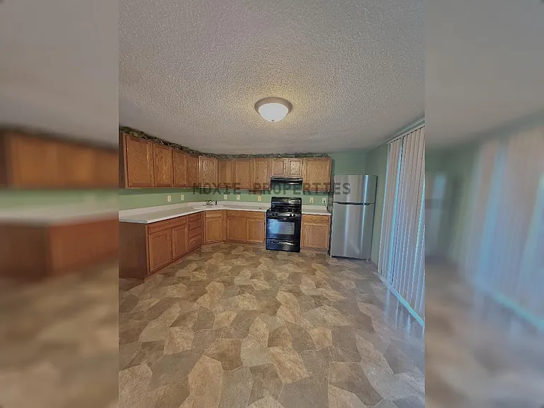 2114 N Buckeye St — Photo 3