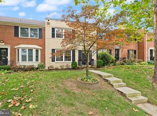 8437 Forrester Blvd, Springfield, VA 22152