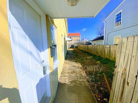 2nd image of 1115 Winchester St APT B