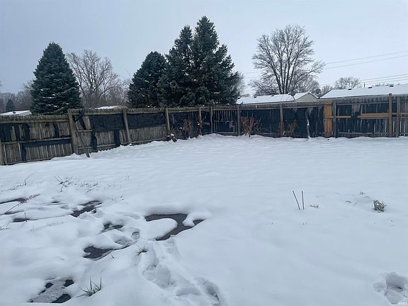 5th image of 1129 Barksdale Ave
