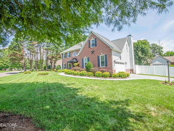 5th image of 10409 Ginger Ln