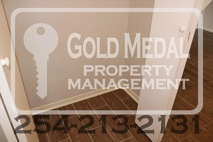 503 Longhorn Cir — Photo 9