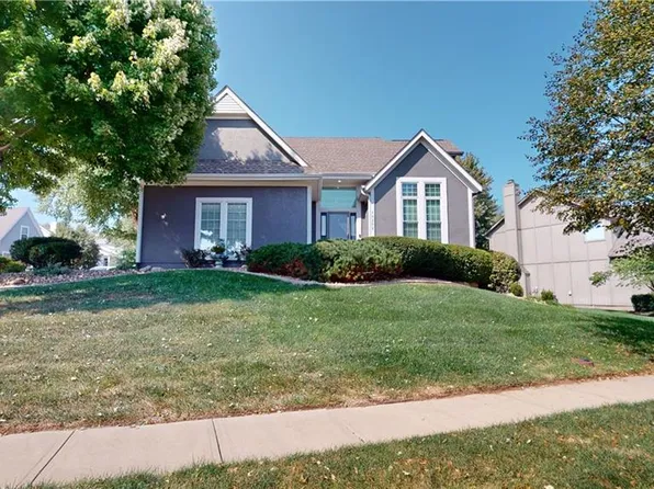 13252 Bluejacket St, Overland Park, KS 66213