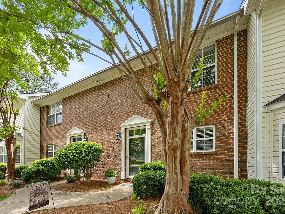 1st image of 3736 Melrose Cottage Dr