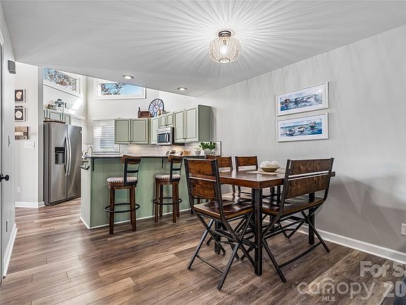 5th image of 14021 Queens Harbor Rd