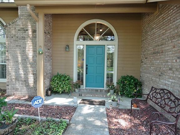 3rd image of 13790 Carters Grove Ln