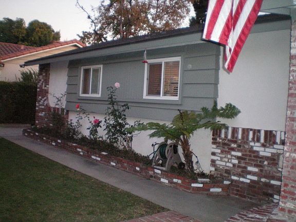 3rd image of 19504 E Dexter St