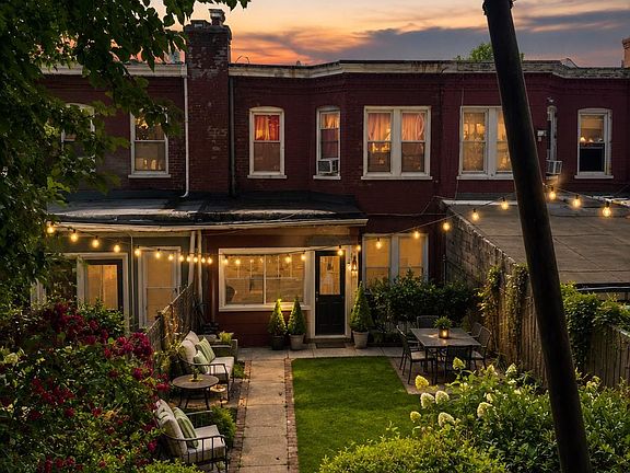 3rd image of 155 Sunnyside Avenue