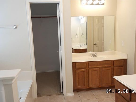 5th image of 9904 Northgate Dr