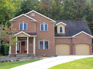 5809 Forest Xing, Erie, PA 16506