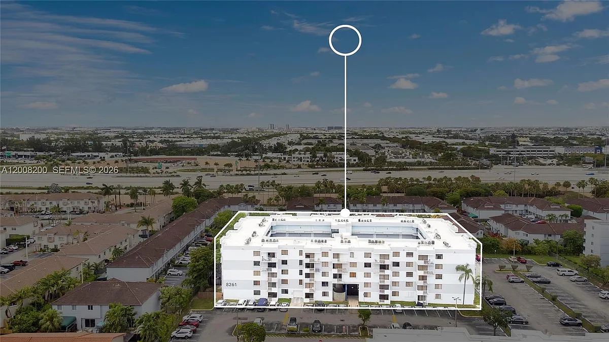 Building Photo - 8261 NW 8th St #231