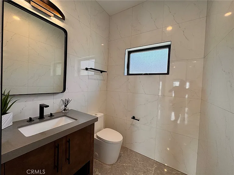 11230 Pickford St — Photo 10