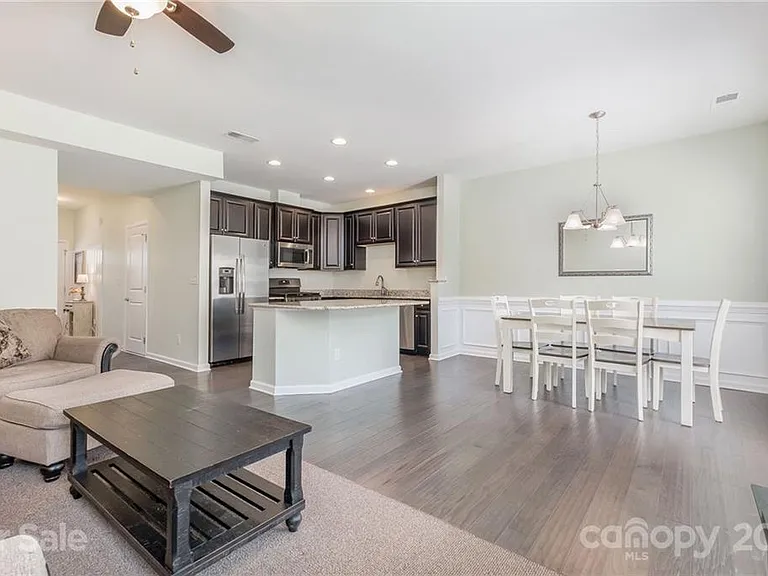 11053 Telegraph Rd NW — Photo 10