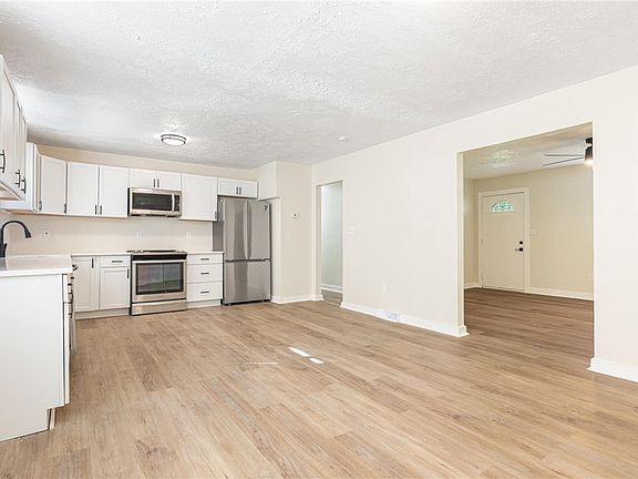 5th image of 2710 May St