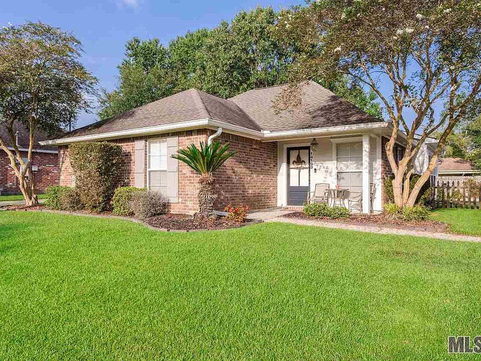 1st image of 14199 Parkridge Dr