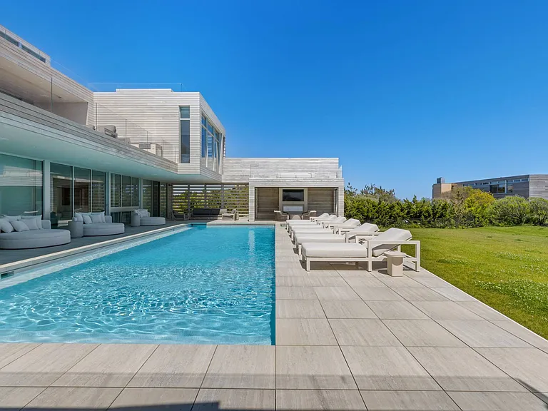 277 Surfside Dr — Photo 5