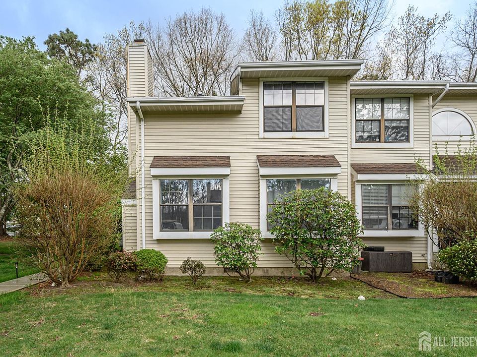 1st image of 1108 Arlington Dr