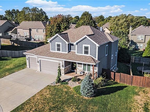 2nd image of 18104 Guinevere Ct