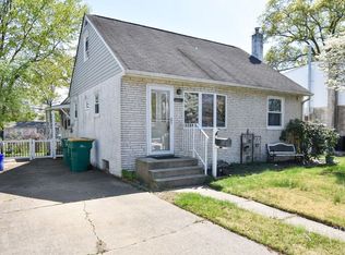 3528 Carnarvon Ave, Bristol, PA