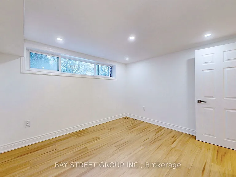 147 Roywood Dr — Photo 28