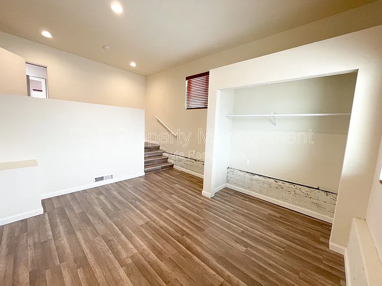 1812 Luzern St #B — Photo 6