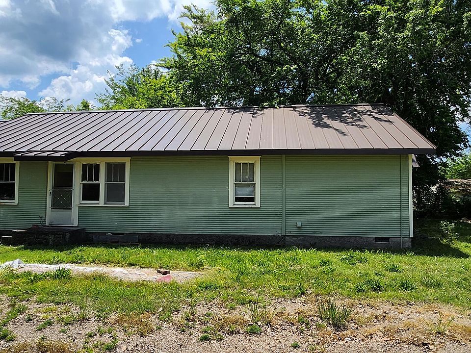 1811 Military Ave, Baxter Springs, KS 66713 Zillow