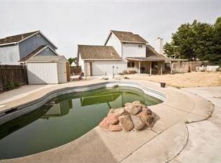 290 Dayflower Ct, Waterford, CA 95386