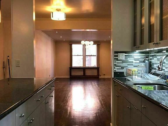 2nd image of 1717 E 18th St #D